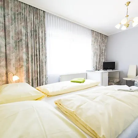 Turmwirt Мини-отель Murzhofen