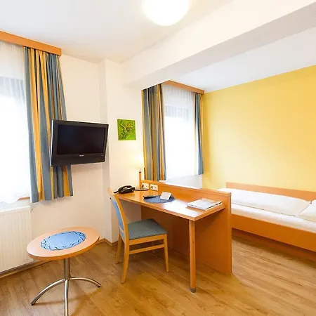 Мини-отель Turmwirt *